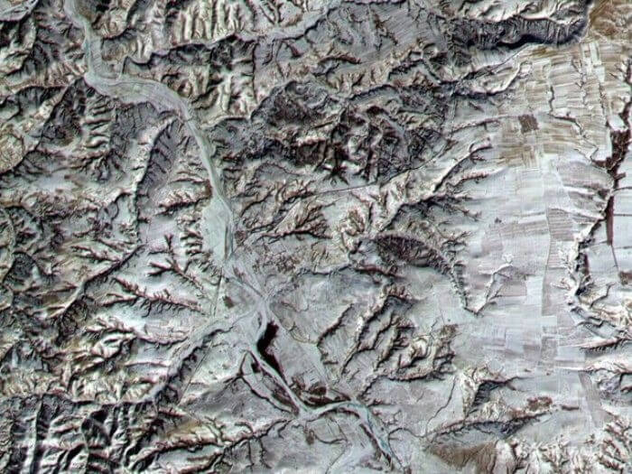 The great wall of China is the only manmade object that is visible from Space