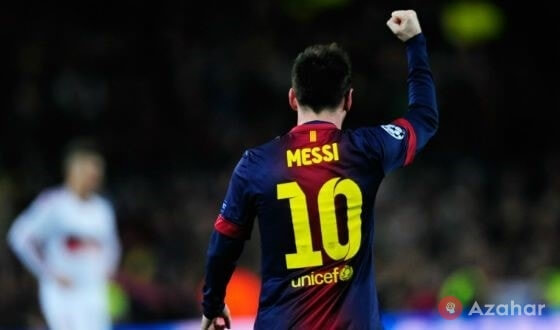 In the Barcelona Messi is playing at number 10