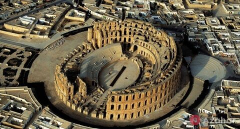 Double Colosseum