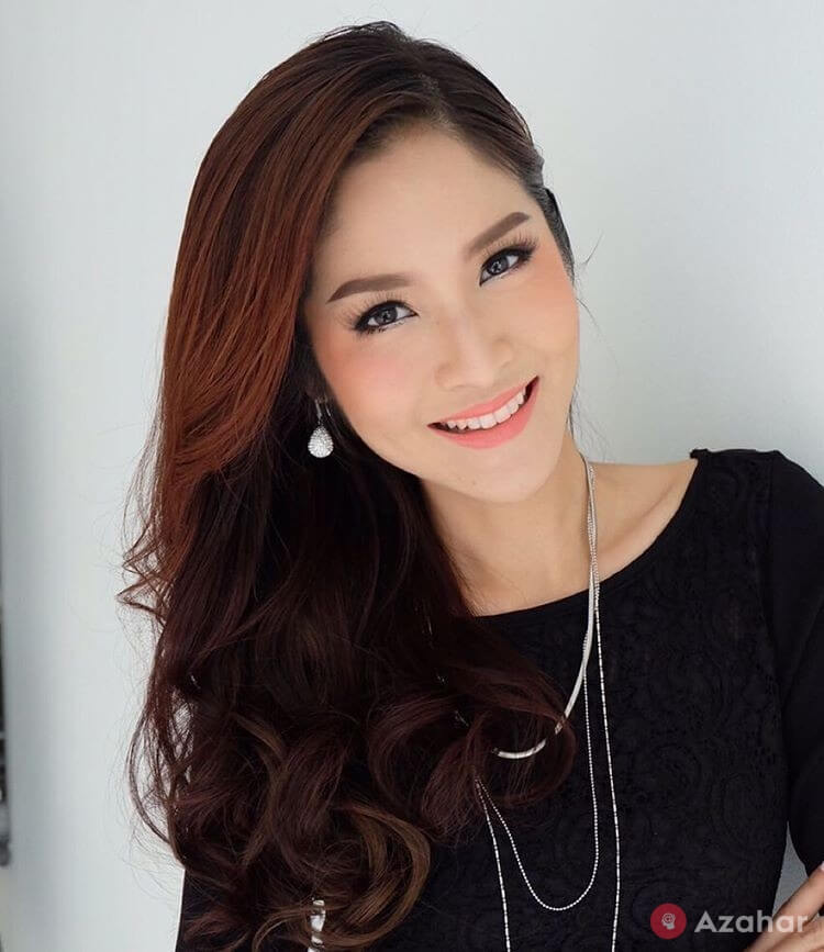 Farung Yuthithum, "Miss Thailand"
