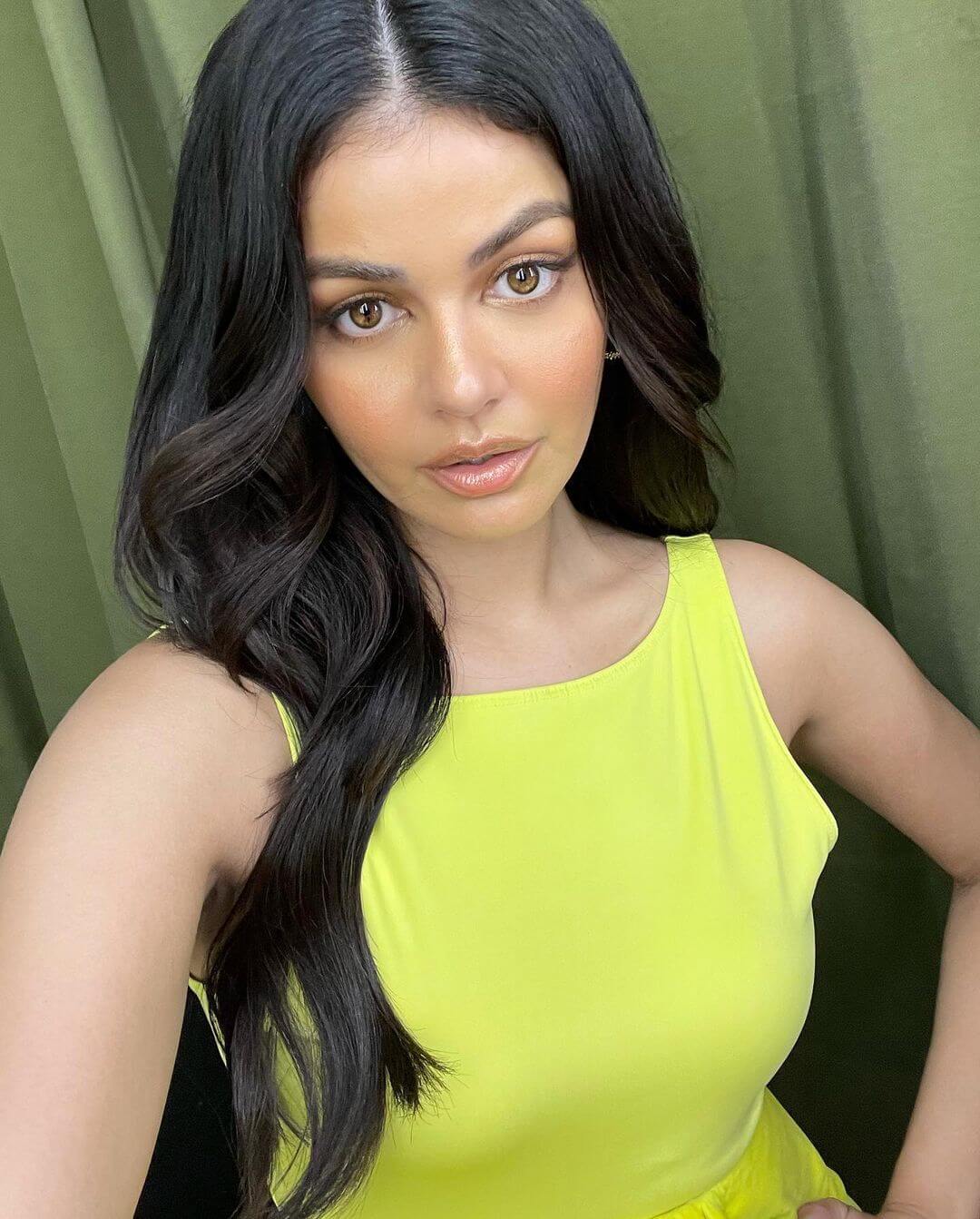 Janine Gutierrez In Yellow Top