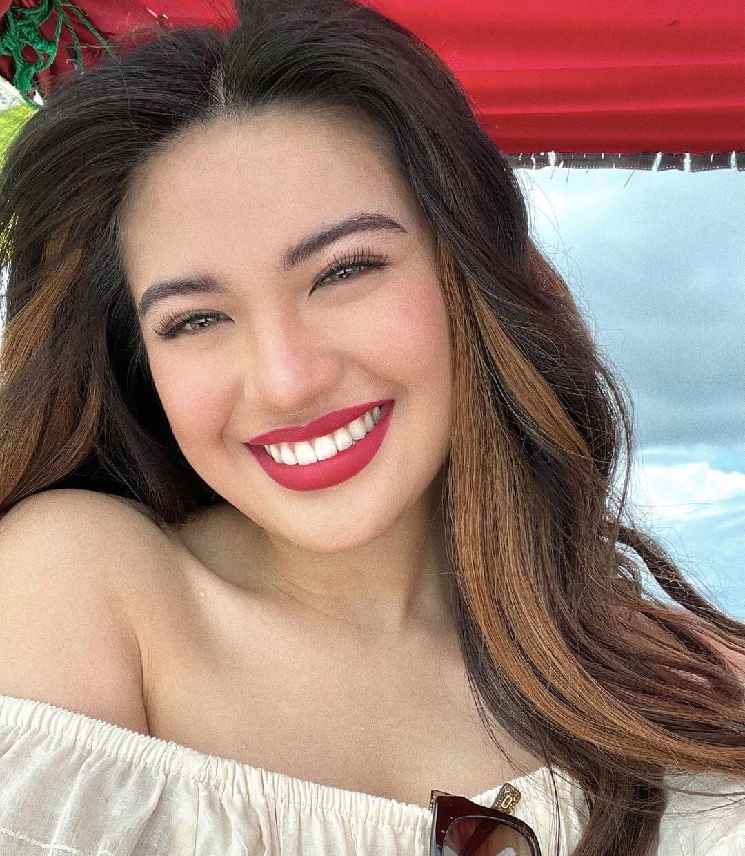 Julie Anne San Jose With Beautiful Smile
